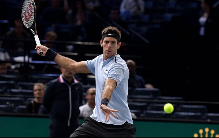Juan Martín podría calificar al Masters de Londres, en detrimento del español Pablo Carreño si gana un juego más en la capital francesa. EFE / C. Petit Tesson