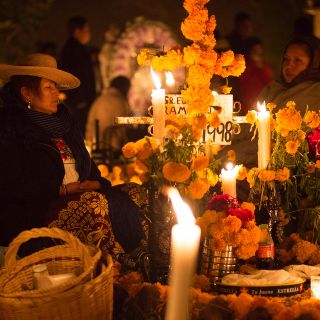 Google honra a los muertos con su "doodle"