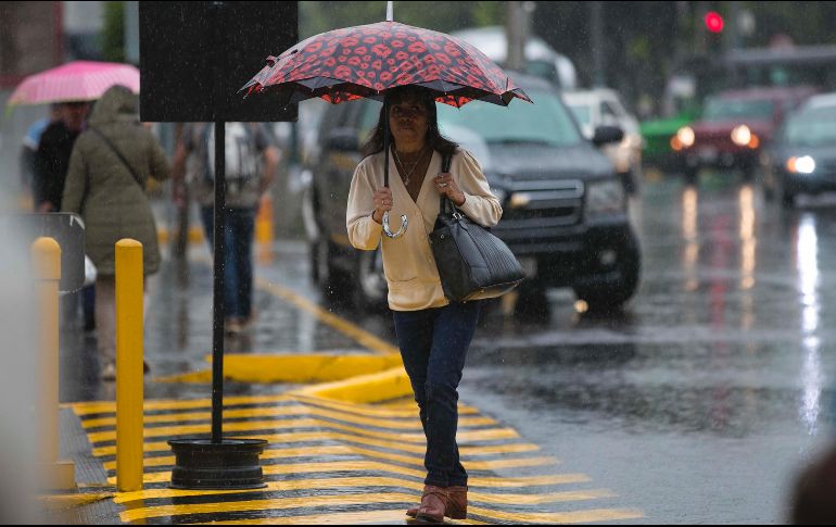 Pronostican chubascos y lluvias dispersas en regiones del occidente, el centro, el noreste y la Península de Yucatán. SUN / ARCHIVO
