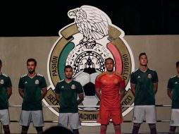 El evento fue realizado en el Monumento a la Revolución y contó con la presencia de algunos seleccionados. TWITTER / @miseleccionmx