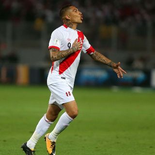 Paolo Guerrero podría no jugar repechaje con Perú por dopaje