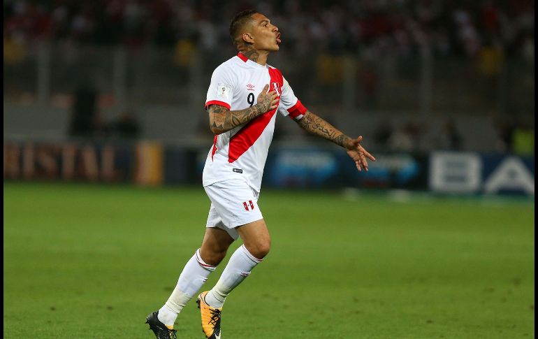 ''Hasta ese momento a Guerrero no se le considera dopado'', señalan en Brasil, país donde juega el futbolista. EFE / ARCHIVO