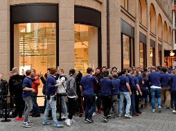 Fotogalería: Salida del iPhone X genera filas alrededor del mundo