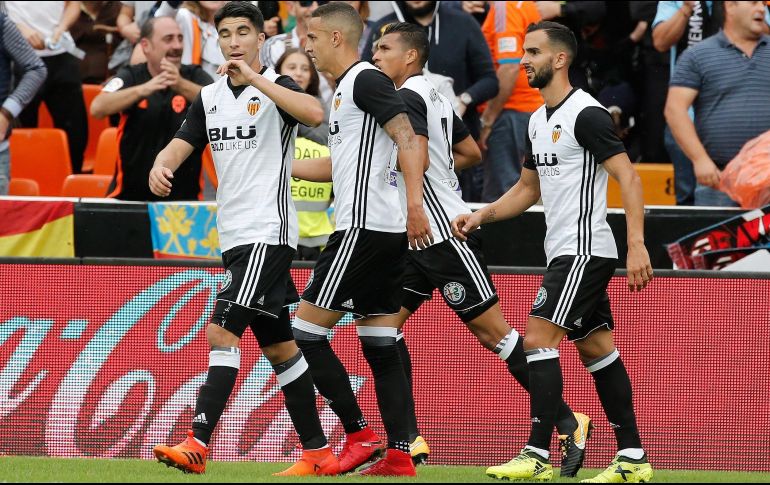 El club de Mestalla igualó un registro obtenido entre el final de la temporada 46-47, en la que se proclamó campeón de Liga. EFE / J. C. Cárdenas