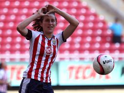 La capitana rojiblanca, Tania Morales, anota dos de los cuatro goles rojiblancos. MEXSPORT/C. de Marchena