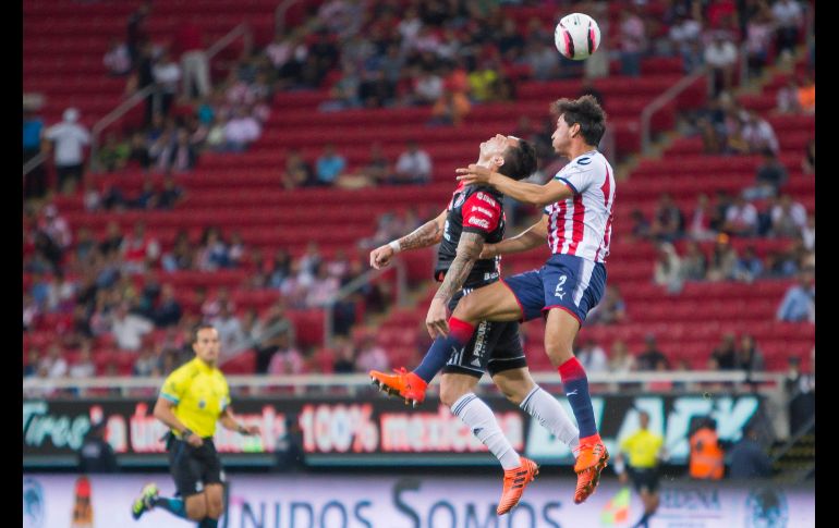 En el arranque del partido ninguno de los dos equipos mostró ambición por sacar el resultado. MEXSPORT / C. Marchena