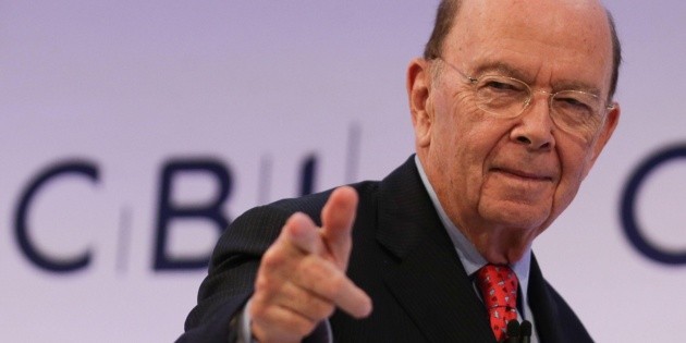 Wilbur Ross niega haber ocultado negocios con rusos