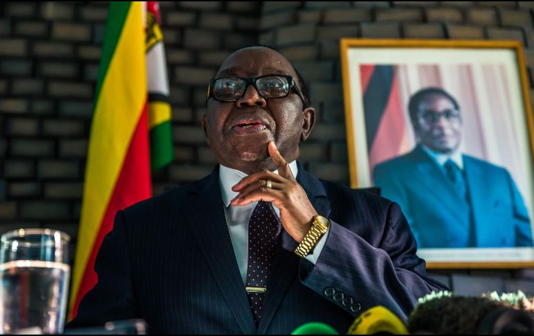 La destitución de Emmerson Mnangagwa coincide con una guerra por la sucesión de presidente, de 93 años. AFP / J. Nijikizana