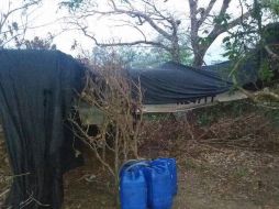 La aeronave estaba siendo abastecida de combustible para dirigirse a otra pista no autorizada. TWITTER/@NestorReverol