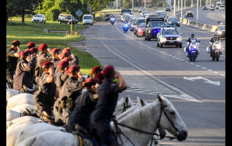 Un convoy traslada los cuerpos de cinco argentinos a su llegada a Buenos Aires. Los arentinos fueron asesinados en un atropellamiento masivo en Nueva York el 31 de octubre. AFP/Telam