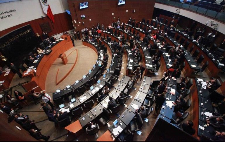 El Senado tiene pendiente la desaparición del fuero y la reducción del financiamiento público a partidos, entre otras. SUN / ARCHIVO
