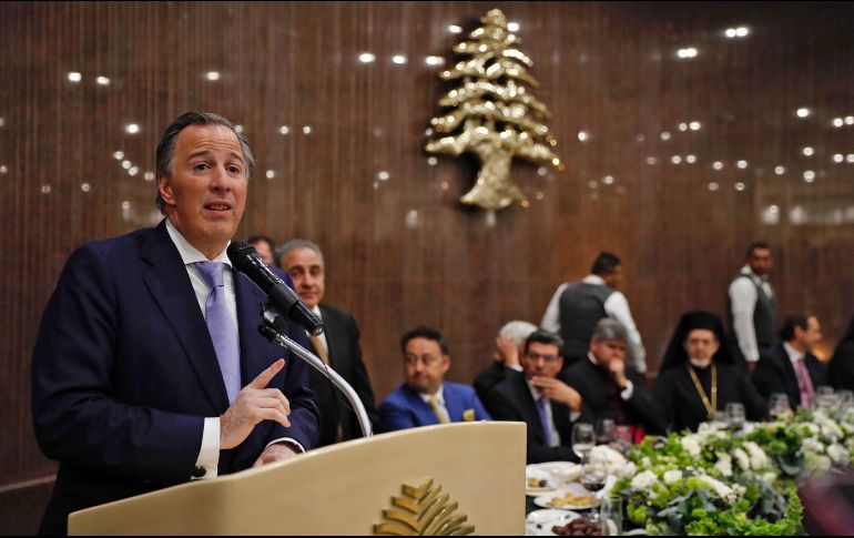 José Antonio Meade aclaró que no es ilegal que individuos o empresas mexicanas tengan dinero fuera de México, lo que sí es ilegal es que no lo reporten al fisco. SUN / L. Godinez