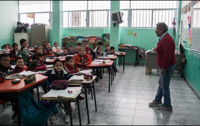 En total, 98% de los planteles de preescolar, primaria y secundaria, así como los centros de atención múltiple están en actividades. SUN / ARCHIVO