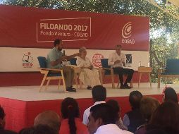 Poniatowska llama “panzonas inmensas” a mujeres de Juchitán