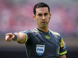 Los árbitros deberán arribar a la sede, Abu Dhabi, el próximo 30 de noviembre, para prepararse antes del partido inaugural. MEXSPORT / ARCHIVO