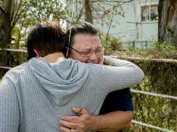 Los investigadores recogieron en el lugar al menos 15 cargadores de bala vacíos, lo que sugiere que el agresor disparó al menos 450 proyectiles. AP / J. Janner