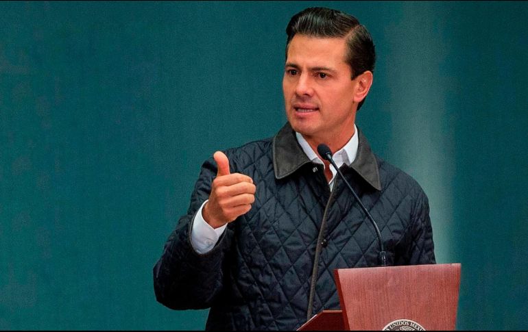 Peña Nieto puso énfasis en que el gobierno de la República, tendrá en su página de internet la transparencia de los recursos que la administración federal está disponiendo para la reconstrucción. EFE / Presidencia de México