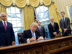 La economía de EU mantiene un crecimiento estable, aunque su déficit comercial ha aumentado 6.20 % desde la llegada de Trump. AFP/Archivo