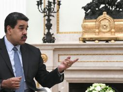 Maduro ha amenazado repetidamente con tomar medidas contra los medios privados y las redes sociales, a los que acusa de favorecer a la oposición. AP / ARCHIVO