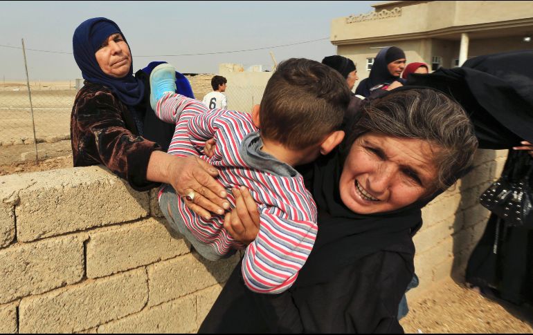 Integrantes de Derechos Humanos pidieron intensificar los esfuerzos humanitarios para abrir salidas en Iraq. AP/ ARCHIVO