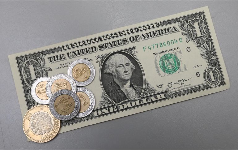 El tipo de cambio de acuerdo con Banxico fue de 19.0718 pesos. NTX / ARCHIVO