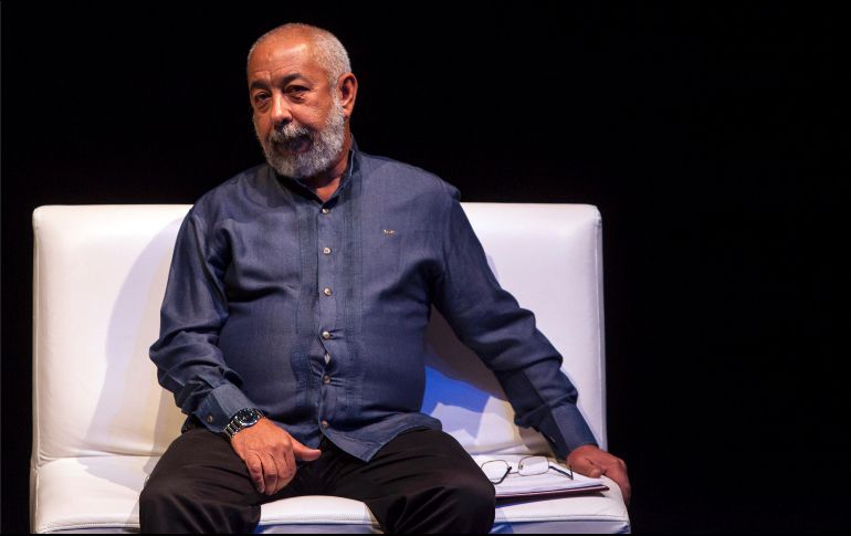 Padura compartió con los estudiantes una nueva versión de un ensayo acariciado, en el que ha trabajado durante años y que intenta contener la imagen definitiva de la narrativa cubana. SUN / C. Mata