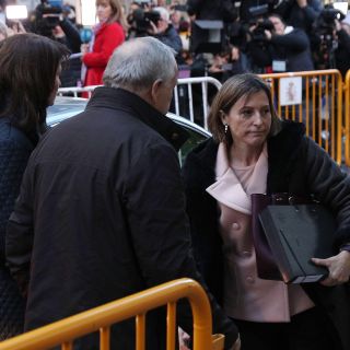 Dictan cárcel para presidenta de Parlamento de Cataluña
