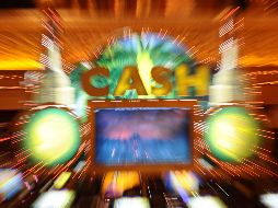 Jugadores prefieren apostar en línea que en casinos físicos para evitar impuestos. AFP/Archivo