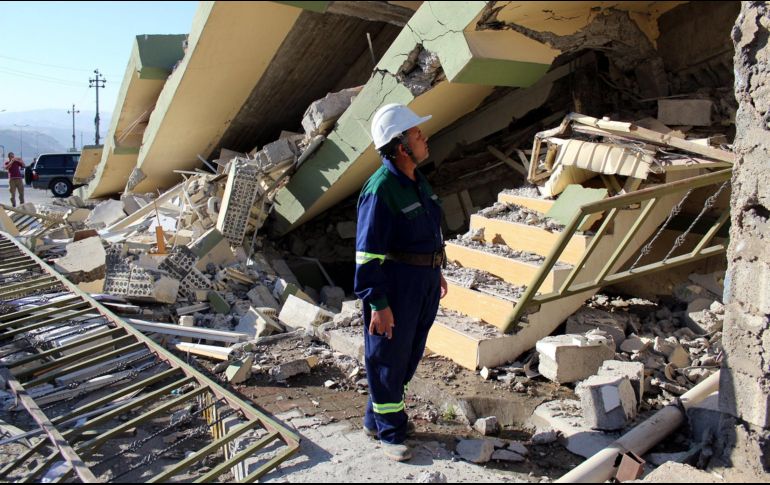 El sismo que afectó la montañosa frontera entre ambos países provocando al menos 400 muertos y más de seis mil 500 heridos. EFE / A. Abdulkhaleq