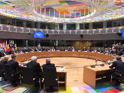 Las medidas podrían revertirse en función de la reacción de Maduro a la petición de más democracia en el país y a la liberación de los presos políticos. EFE / E. Dunand