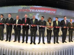 Este martes se inauguró la Expo Transporte 2017, evento que se realizará del 15 al 17 de noviembre en Expo Guadalajara.  TWITTER / @gruizesp