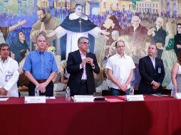 El director Antiguo Hospital Civil de Guadalajara Benjamín Becerra Rodríguez, agradeció la colaboración de instituciones y médicos que participaron en el proyecto. ESPECIAL/Hospital Civil