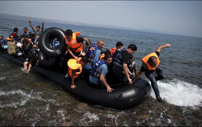 Según datos oficiales del Ministerio de Migración, más de 15 mil refugiados permanecen en los campamentos de las principales islas de Grecia. AP/ARCHIVO