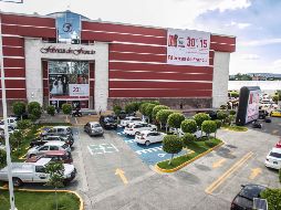 Se montarán operativos a fin de agilizar el tráfico y evitar congestionamientos; pondrán especial atención en zonas comerciales como la Gran Plaza y el Centro histórico de Guadalajara. EL INFORMADOR / ARCHIVO