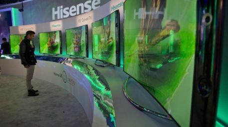 El negocio de televisión de Hisense en 2016 ocupó el tercer lugar en el mundo (IHS) y ha mantenido la primera posición de mercado en China durante los últimos 13 años. AP / ARCHIVO