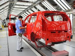 Se busca que las nuevas inversiones también favorezcan a áreas como la farmacéutica y automotriz. NTX/ ARCHIVO