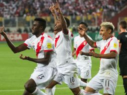 La Blanquirroja volverá a jugar una Copa del Mundo después de 36 años. AFP / E. Benavides