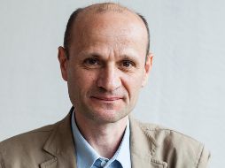 En la próxima FIL, el libro Panorama de Dušan Šarotar estará a la venta en el stand de Arlequín. ESPECIAL