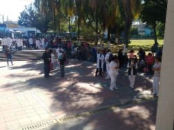 El olor se pasó hacia el área de consulta externa de Pediatría, que fue la única que se evacuó: 124 trabajadores y 279 visitantes entre pacientes y acompañantes. TWITTER / @PCJalisco