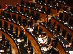 Con 64 votos en favor, 31 en contra y una abstención, el Pleno avaló el cambio en la convocatoria propuesto por el senador Manuel Cárdenas. SUN / ARCHIVO