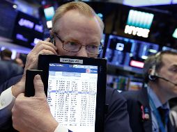 En la misma tendencia inicia el NYSE Composite, que cae 19.03 puntos (-0.15 por ciento) al situarse en 12 mil 284.25 unidades. AP / R. Drew