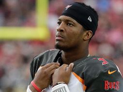 Mientras es investigado por la NFL y su equipo, Jameis Winston negó la acusación hecha ayer. AP/R. Scuteri