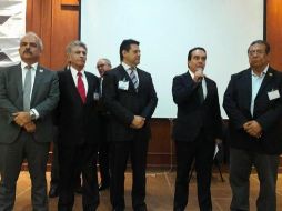 Armando Brenez Moreno (con micrófono) entrará en funciones oficialmente el 1 de enero del 2018 y su periodo será hasta el 2019. FACEBOOK/CICEJXXV