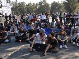 Casi 12 horas de música ininterrumpida sonará a lo largo de cuatro escenarios y contará con la presentación de 25 grupos para este sábado.AP / P. Sánchez