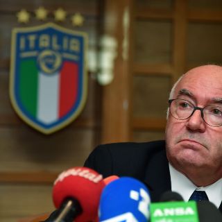 Presidente del futbol italiano deja el cargo tras fracaso de la Selección