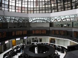 El resultado positivo de la Bolsa Mexicana se vio apoyado por emisoras como Walmart y Televisa. EFE / ARCHIVO
