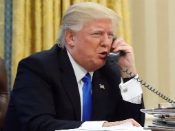 Trump y Putin hablaron informalmente varias veces la semana pasada cuando asistieron a una cumbre asiática en Vietnam. AP / ARCHIVO