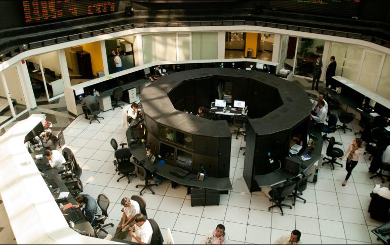 La Bolsa Mexicana de Valores (BMV) cerró  con una ganancia de 0.69 por ciento, en línea con los índices accionarios de Estados Unidos. NTX / ARCHIVO