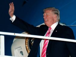 Trump ya festejó esta mañana en la Casa Blanca, en la que cada año es costumbre indultar a dos pavos. AP / A. Brandon