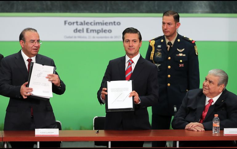 El presidente mexicano resaltó que en octubre se crearon casi 195 mil nuevos empleos. SUN/ ARCHIVO